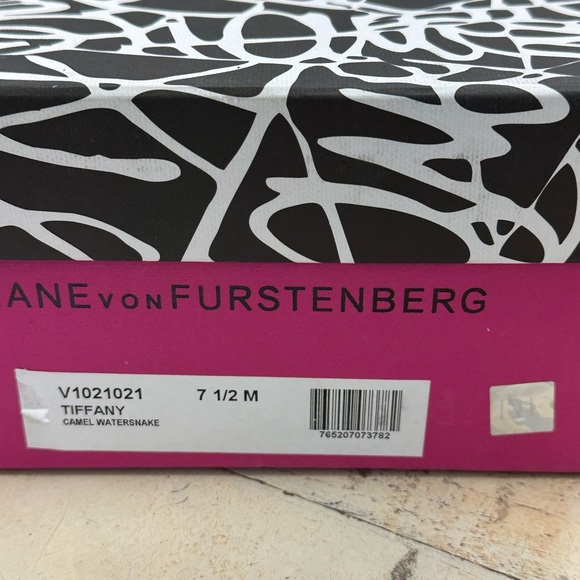 Diane von Furstenberg “Tiffany” Camel Watersnake Wedge Sandals – Size 7.5M - Picture 8 of 9